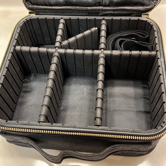 Samtour cosmetic case in black - Picture 3 of 6